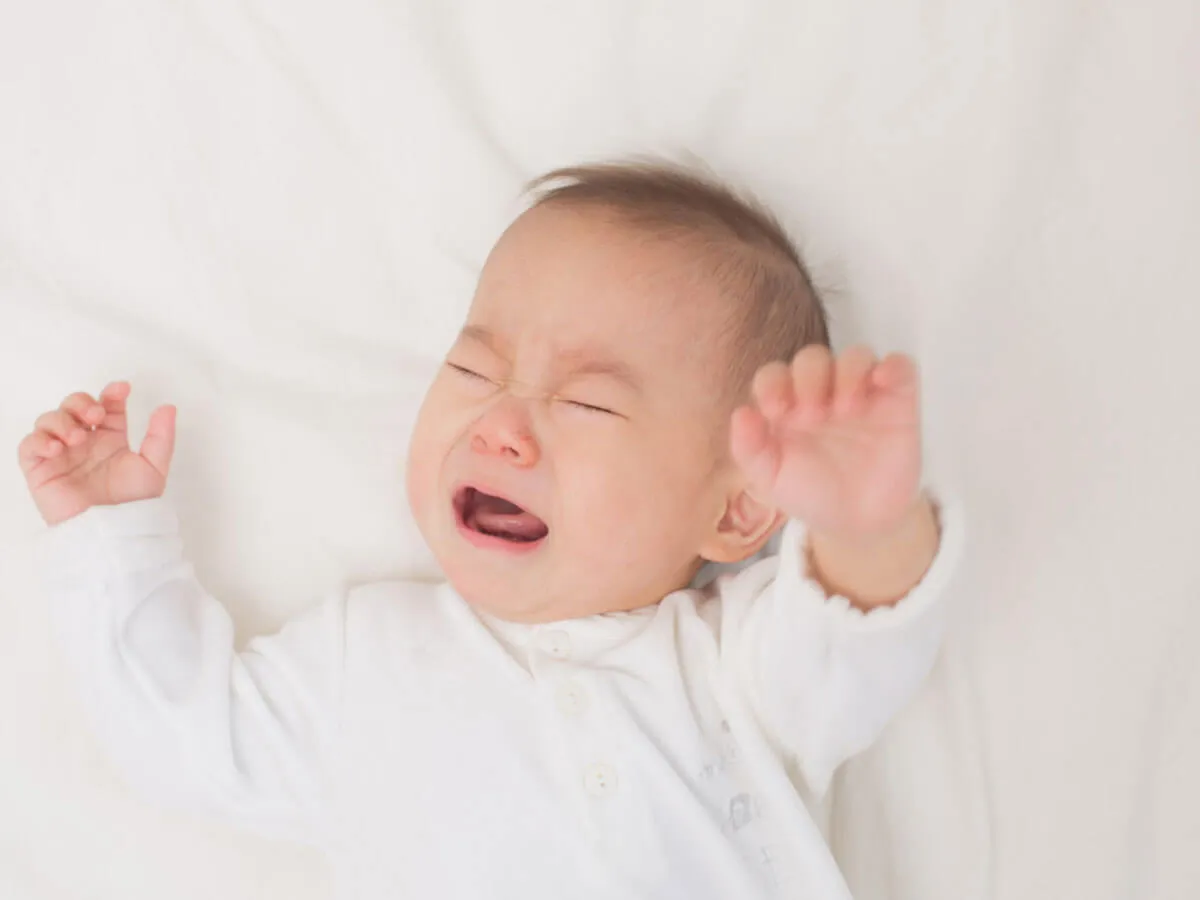 Bác sĩ Long gặp khá nhiều trường hợp như vậy trong thăm khám. Trẻ thì gầy yếu, ăn kém, ngủ hay giật