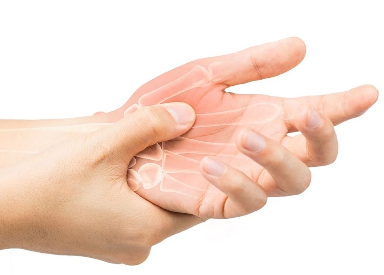 YHCT chú trọng điều trị theo nguyên tắc tác động toàn diện để cải thiện sức khỏe xương khớp lâu dài