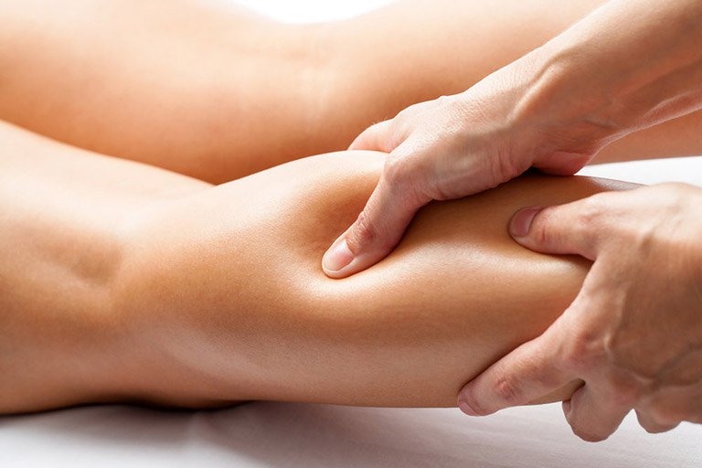 Bấm huyệt là phương pháp trị liệu giúp đả thông tắc nghẽn và phục hồi cơ thể