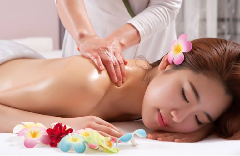 Xoa bóp là phương pháp Bác sĩ Trần Hải Long được áp dụng trong điều trị nhiều bệnh lý khác nhau