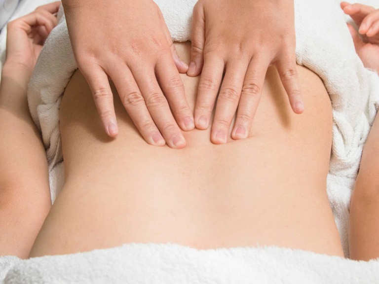 Xoa bóp YHCT là phương pháp trị liệu giúp duy trì sức khỏe khá tốt