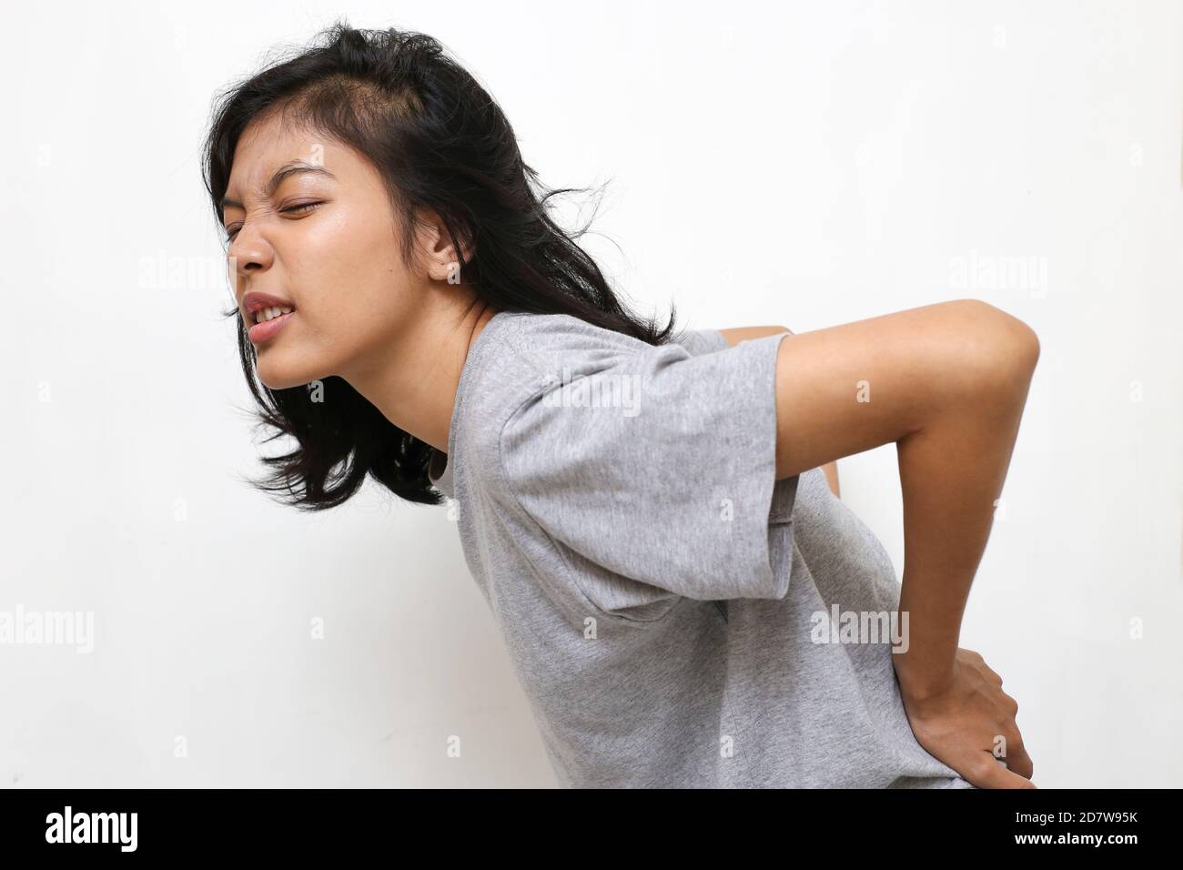 Trong Y học cổ truyền, lưng và gối được xem là “phủ tạng của thận”. Khi thận suy, xương khớp mất lực